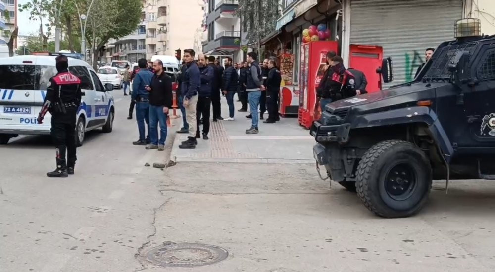 Batman’da silahlı kavga: Genç göğsünden vuruldu