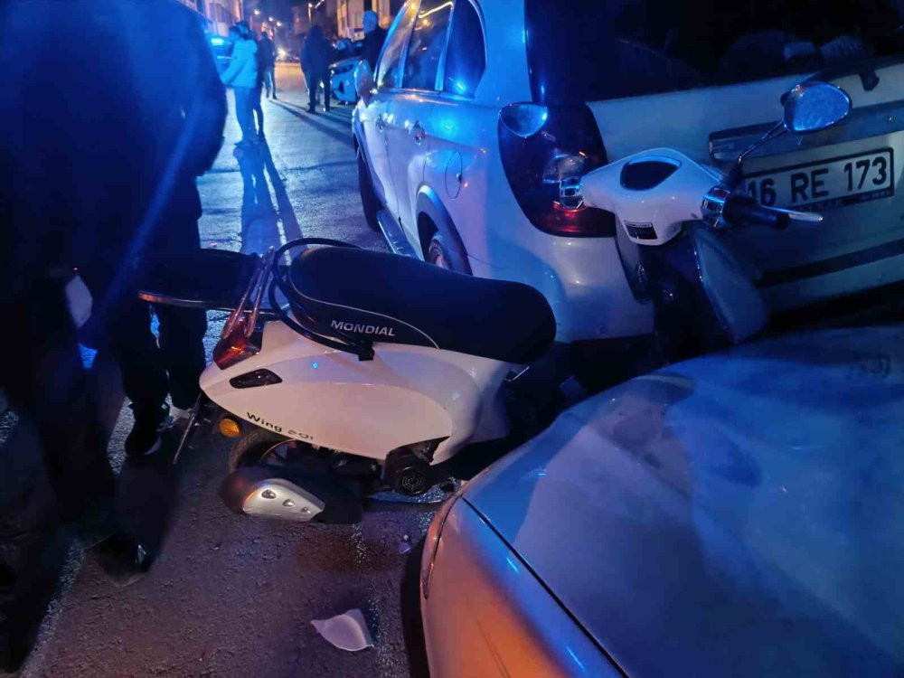 Eskişehir’de zincirleme kaza: Savrulan araç 4 aracı hurdaya döndürdü