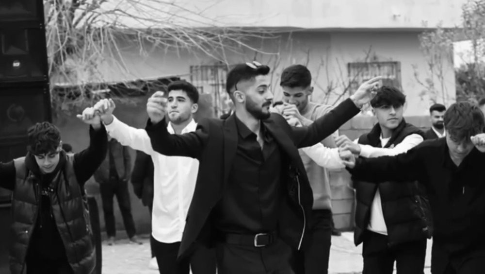 Silopi’de feci kaza: Araç hurdaya döndü: 2 genç öldü