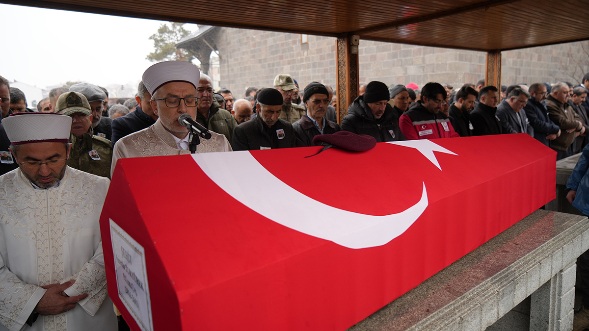 erzurumda-sehit-tokyureke-son-veda-vasiyeti-yerine-getirildi-yenicag-15.jpg