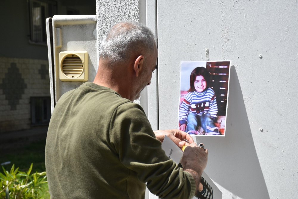 19 yıldır kayıp olan kızlarını yapay zekayla arıyorlar