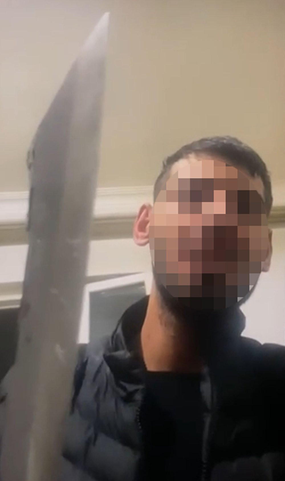 Antalya'da canlı yayında dehşet: Evi yaktı, saniye saniye paylaştı