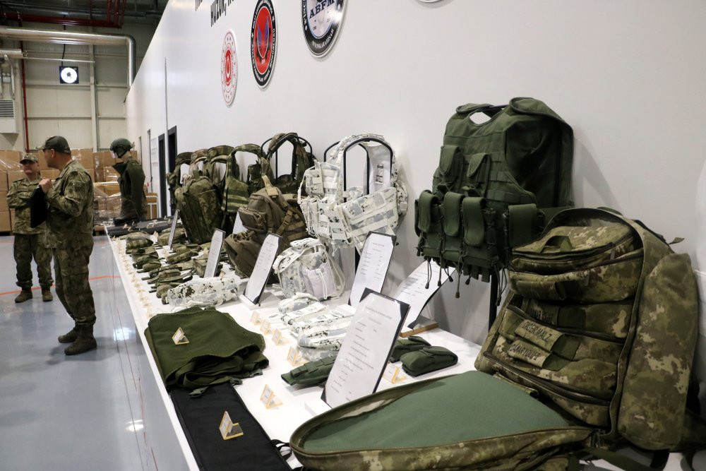 Geleceğin mühendisleri fabrikada: Öğrenciler askeri teçhizat üretimine hayran kaldı