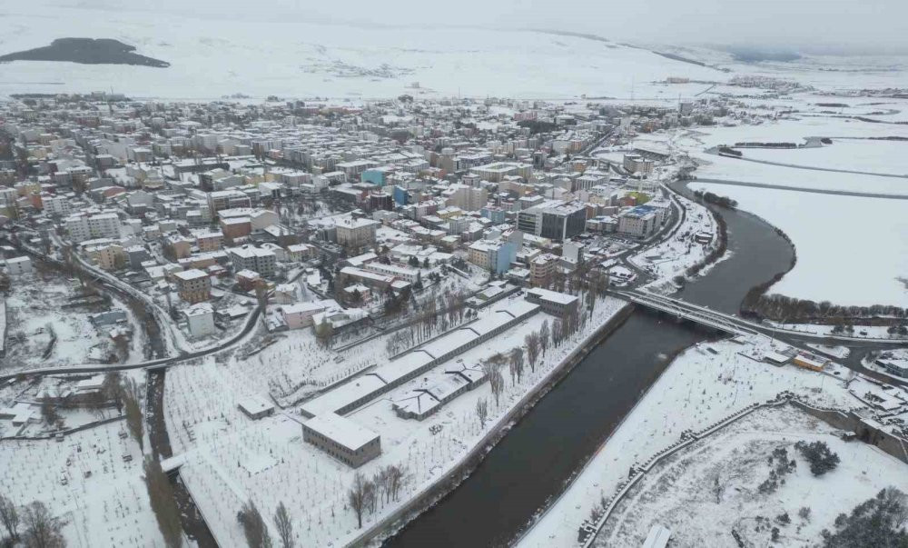 Ardahan beyaza büründü: Dronla görüntülendi