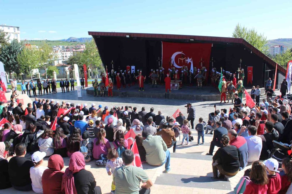 Kızlar Tepesi’nde mehteran şöleni!
