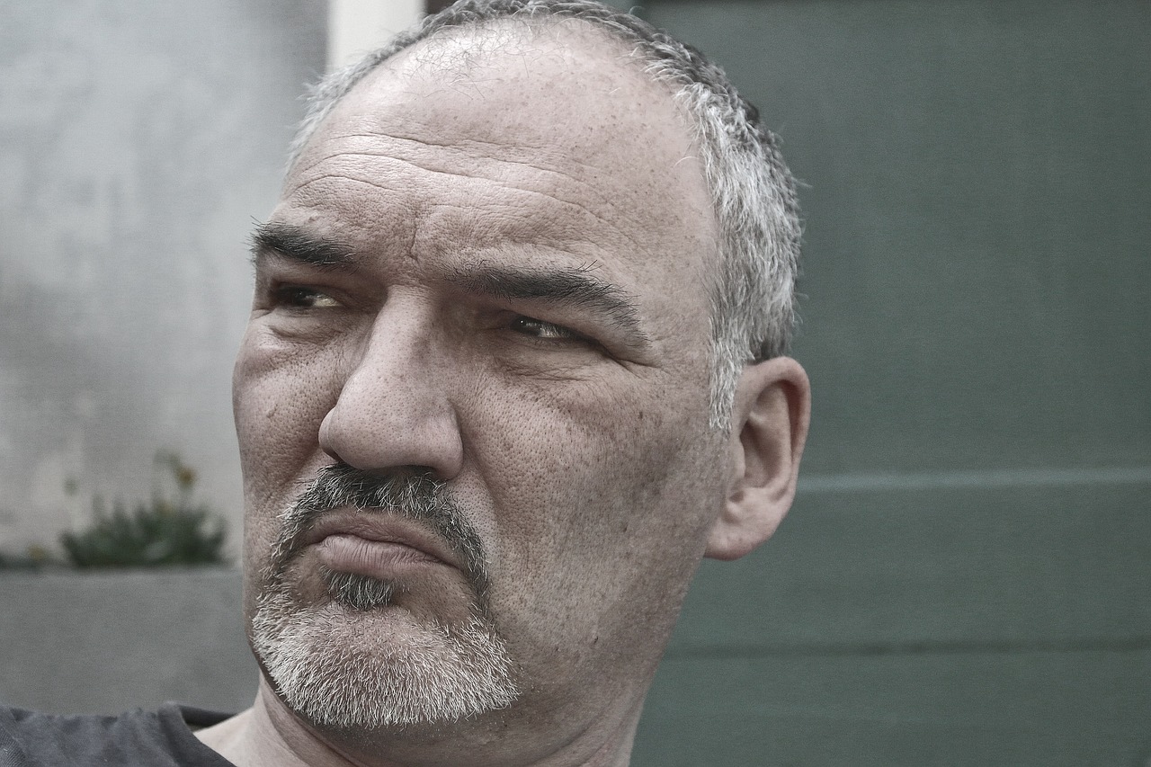 man-355612-1280.jpg