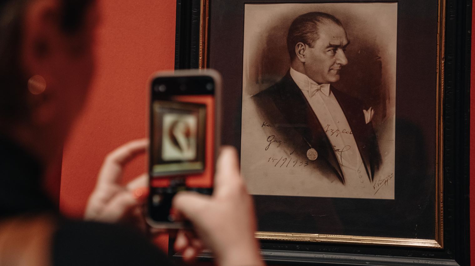 mustafa-kemal-ataturk-sergisi-acildi.jpg