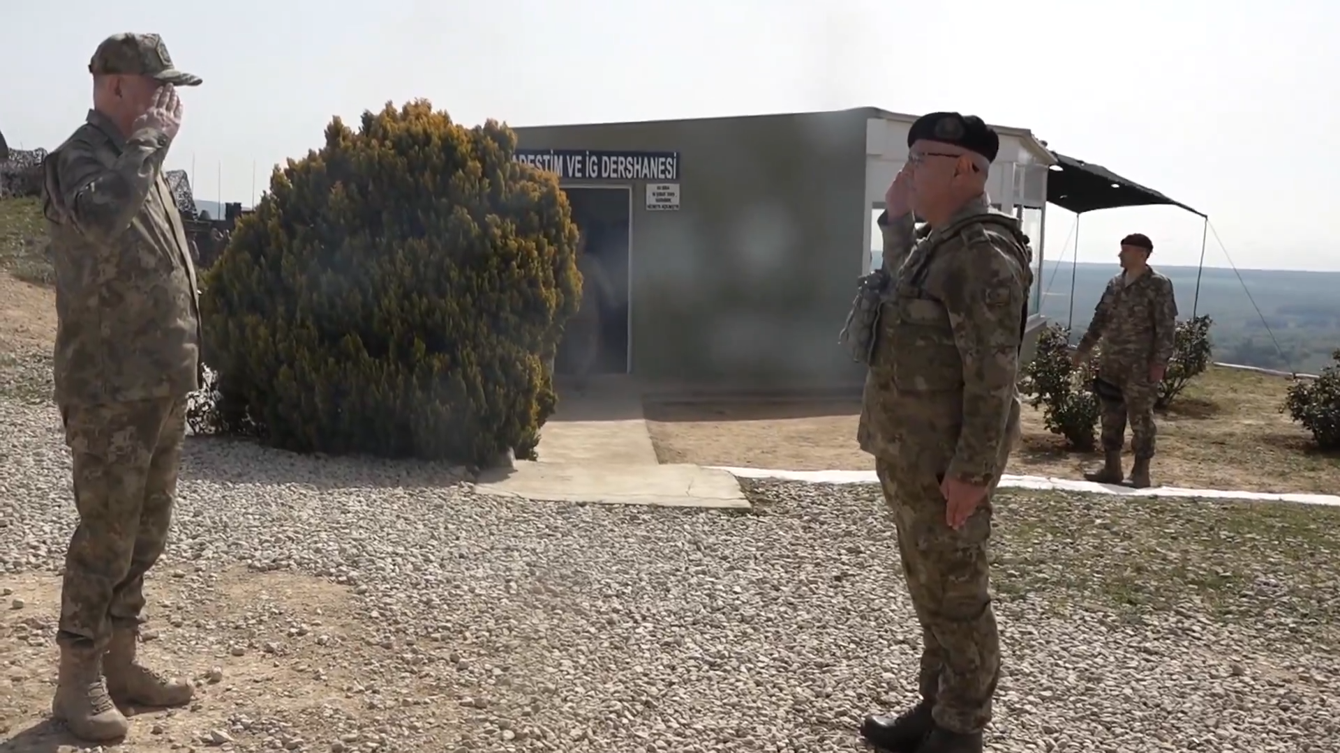 orgeneral-gurak-komando-alayinda-inceleme-yapti-yenicag-1.png