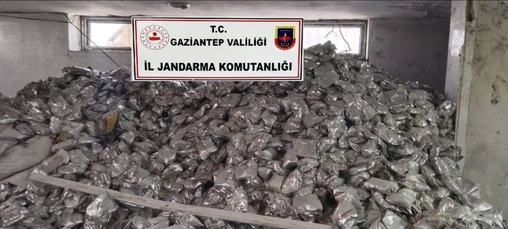 Sahte gıda skandalıyla bebeklerin hayatıyla oynayacaklardı! Piyasa değeri 8 milyon TL...