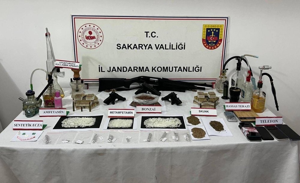 Sakarya'da kaçakçılarına operasyon: 2 tutuklama