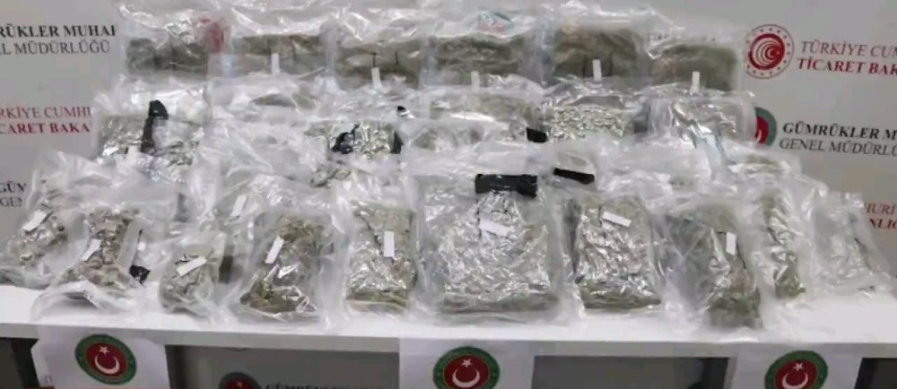 Sınır Kapısı’nda kilolarca esrar yakalandı