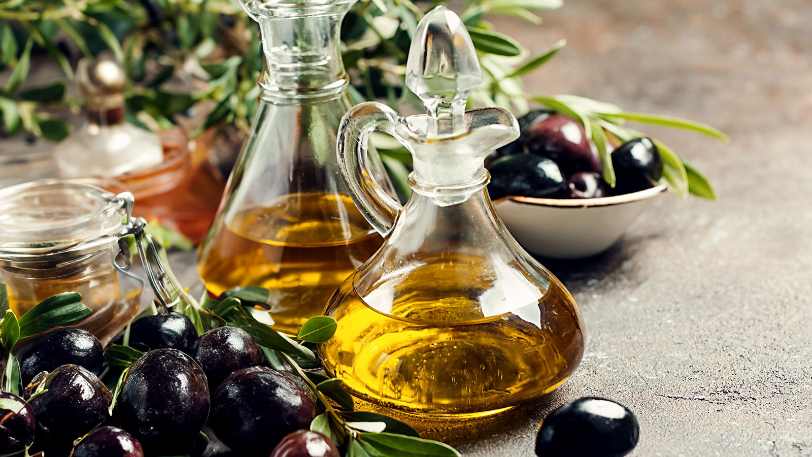 evde-kullandiginiz-zeytinyagi-ne-kadar-gercek.jpg