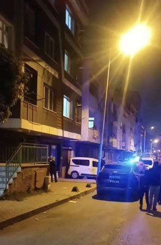 Motosikletli şüphelilerden kan donduran saldırı! Küçükçekmece’de işyerini kurşun yağmuruna tuttular