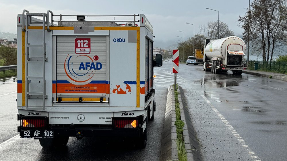 Ordu’da LNG tankerinde gaz sızıntısı alarmı: Yol trafiğe kapandı!