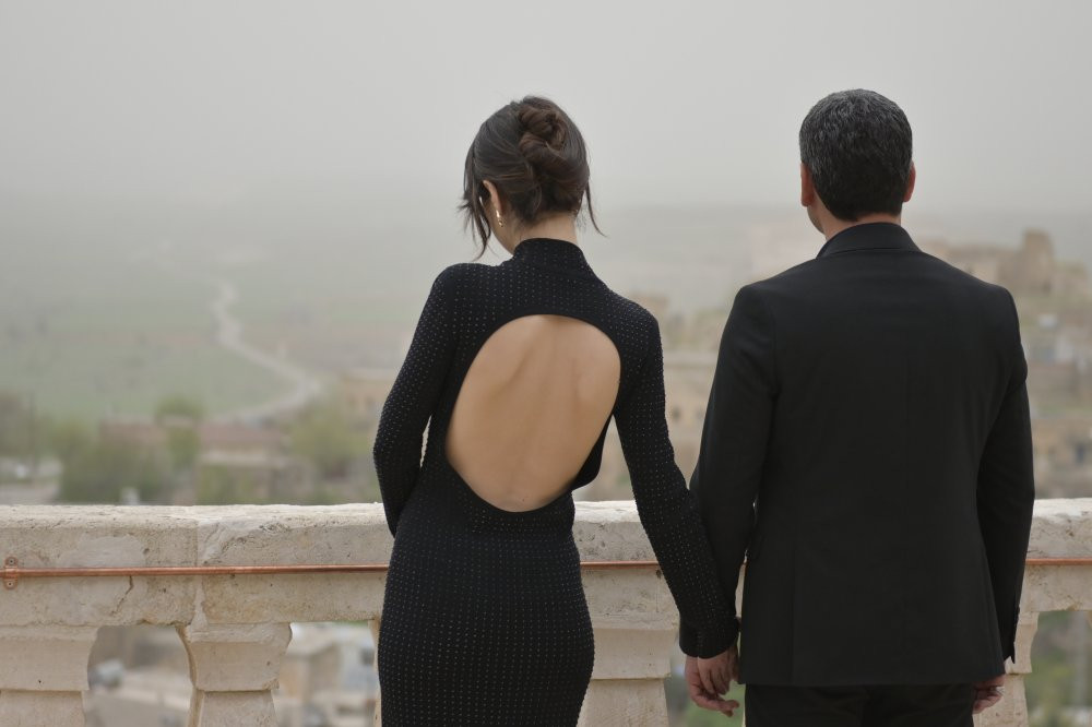 Uzak Şehir'de aşk dolu Reyhani şov! İzleyicilerini mest etti