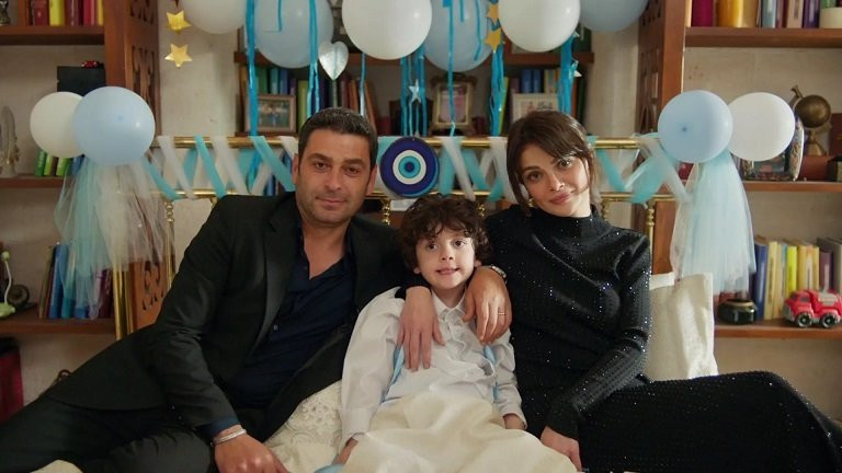 Uzak Şehir'de aşk dolu Reyhani şov! İzleyicilerini mest etti