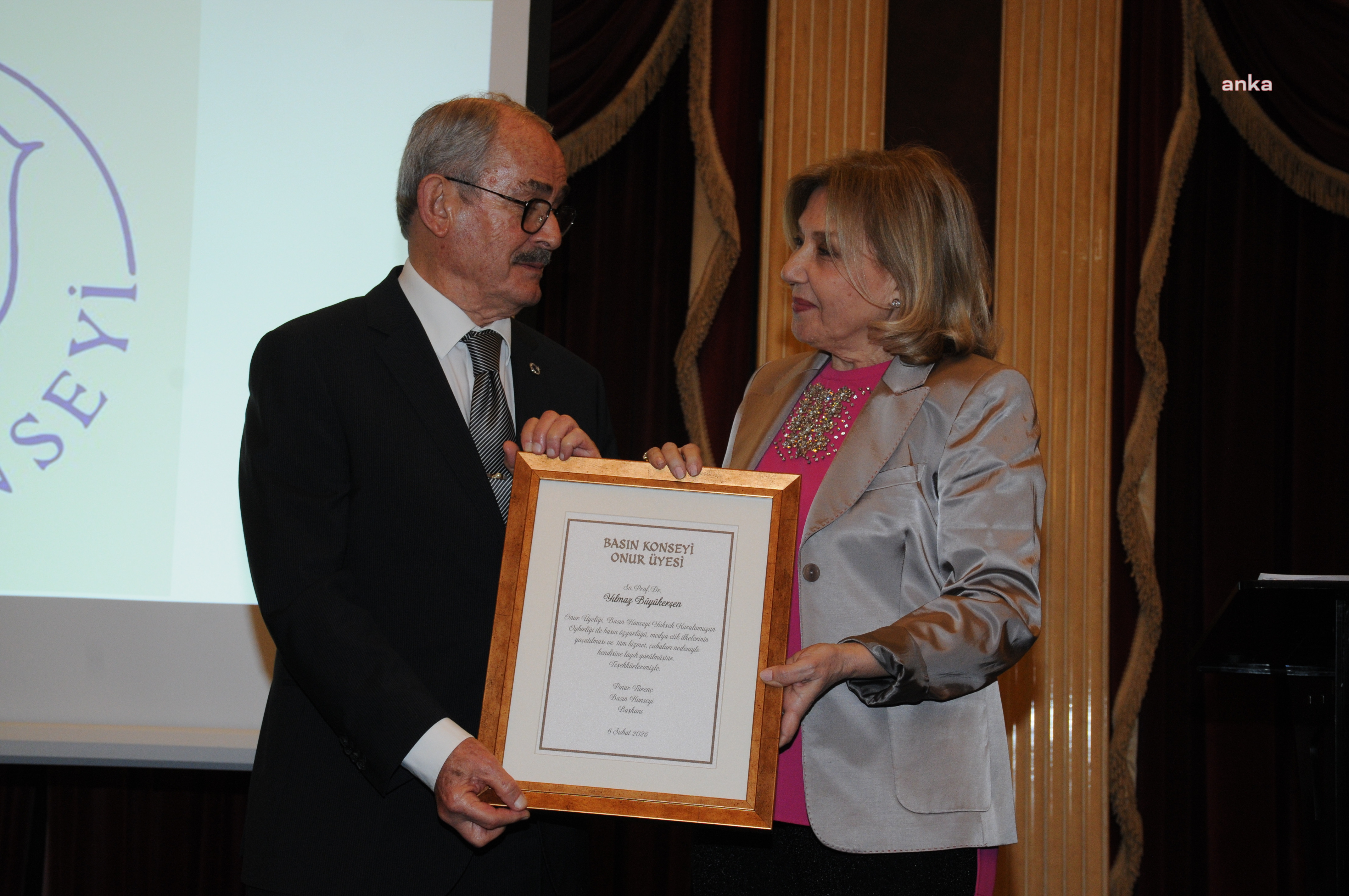 basin-konseyi-37-yilini-coskuyla-kutladi-buyukersene-onur-odulu-yenicag-2.jpeg