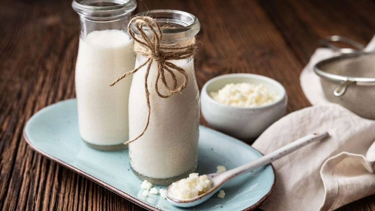 guclu-bagisiklik-icin-kefir-dogal-probiyotik-kaynaginiz-1.webp