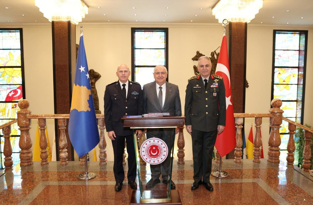 Güler, Kosova Genelkurmay Başkanı Jashari’yi kabul etti