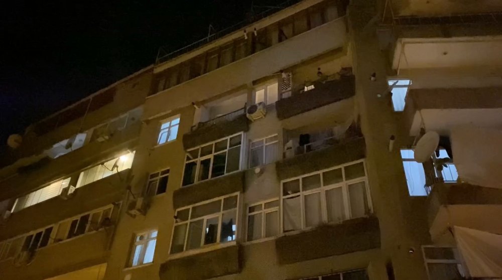İstanbul’da dehşet evi! Kızı ve kardeşi balkondayken yaşandı