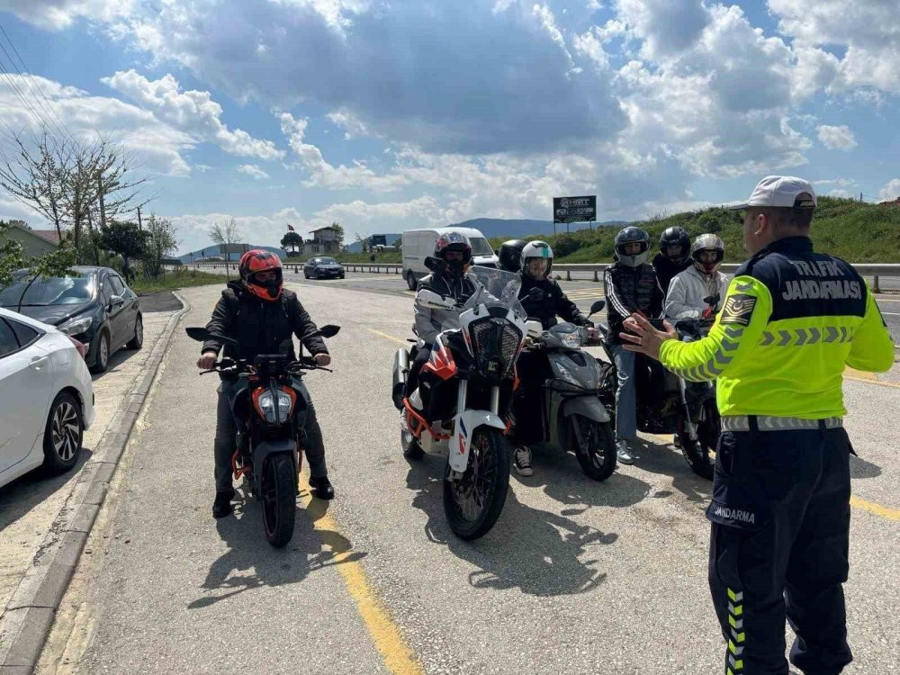 Kural tanımayan sürücülere rekor ceza!