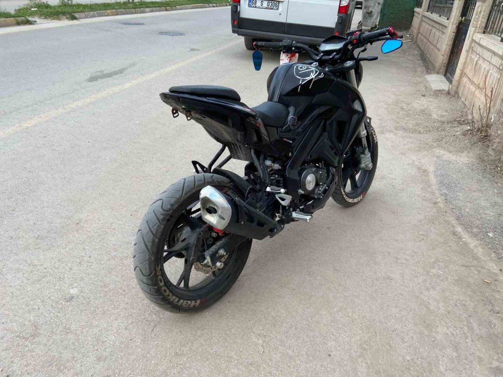 Aksaray'da kask takmayan gence ağır fatura