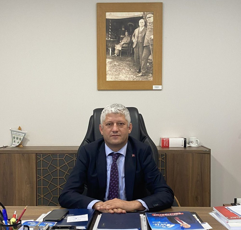 Eski belediye başkan adayı alacaklısının babasını vurdu