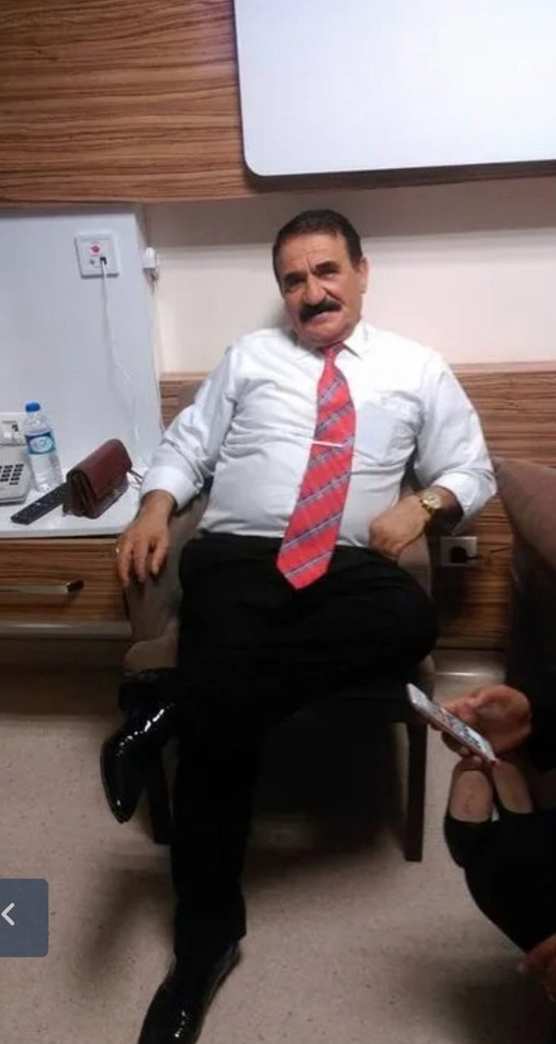 Eski belediye başkan adayı alacaklısının babasını vurdu