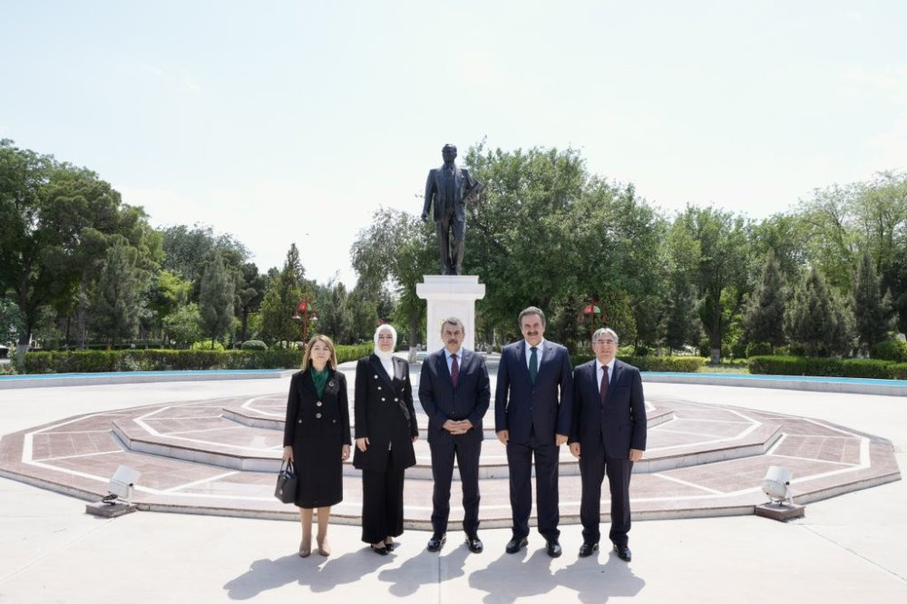 Bakan Tekin Türkmenistan’da: Eğitim iş birliği görüşüldü