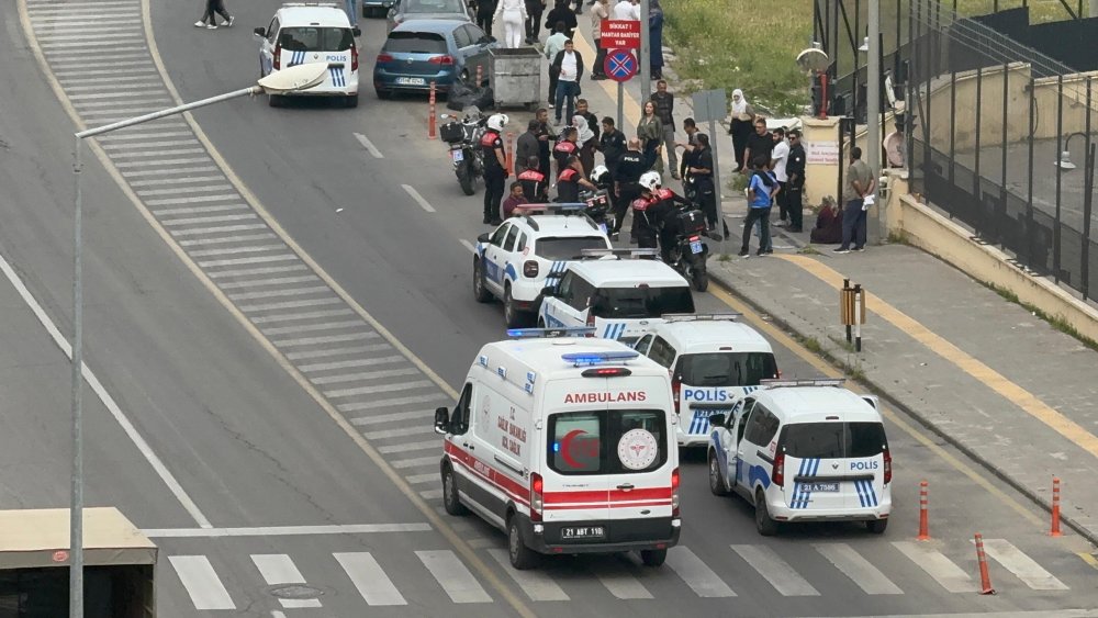 Diyarbakır adliye önü savaş alanına döndü