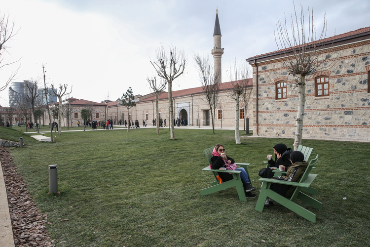 rami-kutuphanesinde-23-nisanda-rekoru-87-bin-ziyaretciyi-agirladi-yenicag-6.jpg