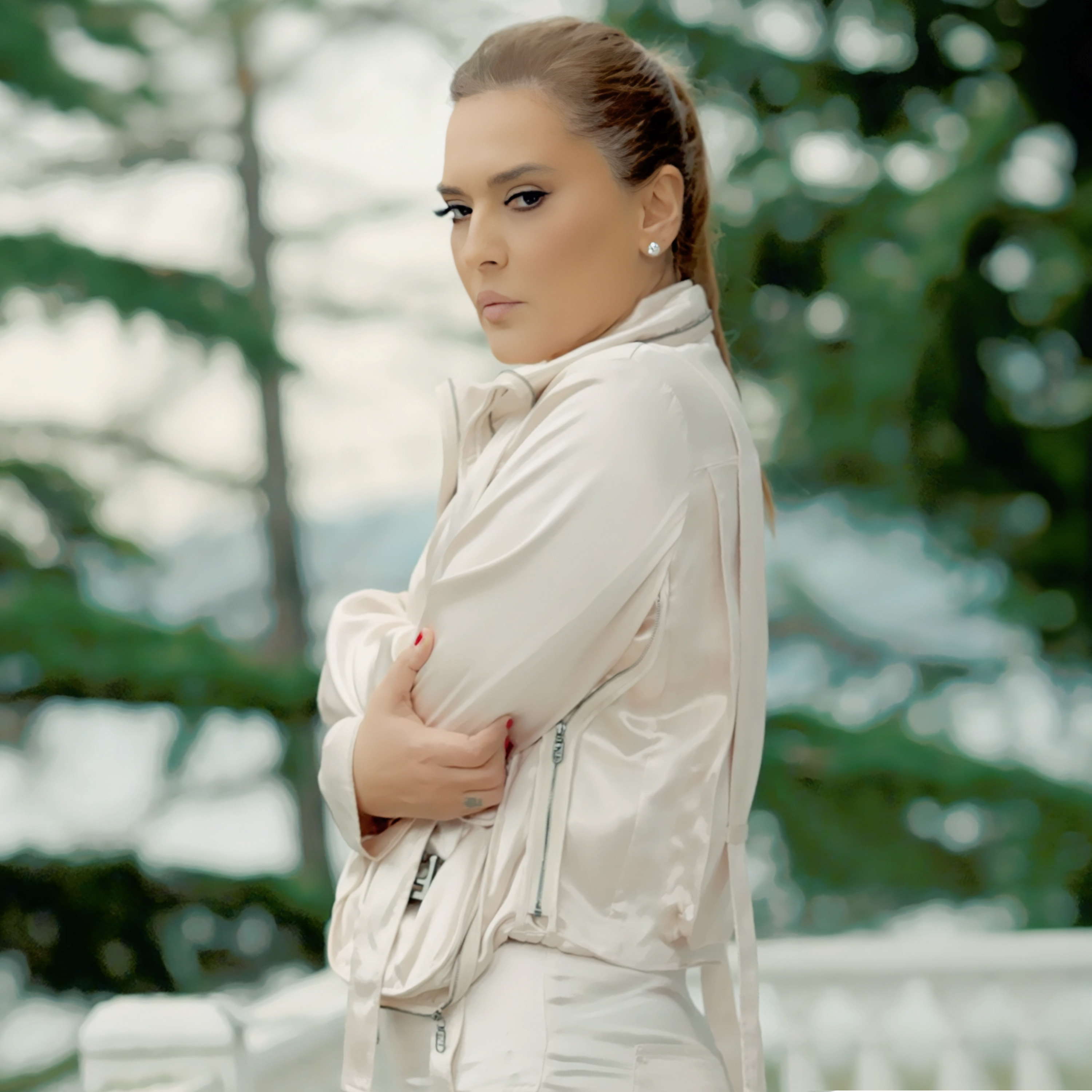 demet-akalindan-yalan-mi-surprizi.jpg