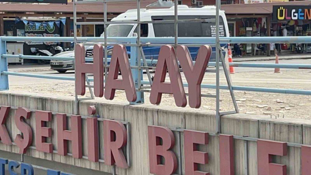 Hatay'da ilginç olay! 6 tane 'T' harfine ne oldu?