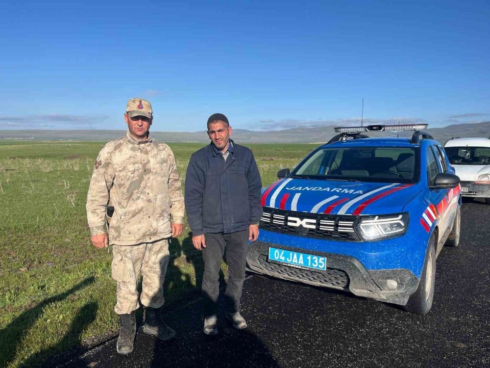 Kayıp vatandaş jandarma ekipleri tarafından bulundu