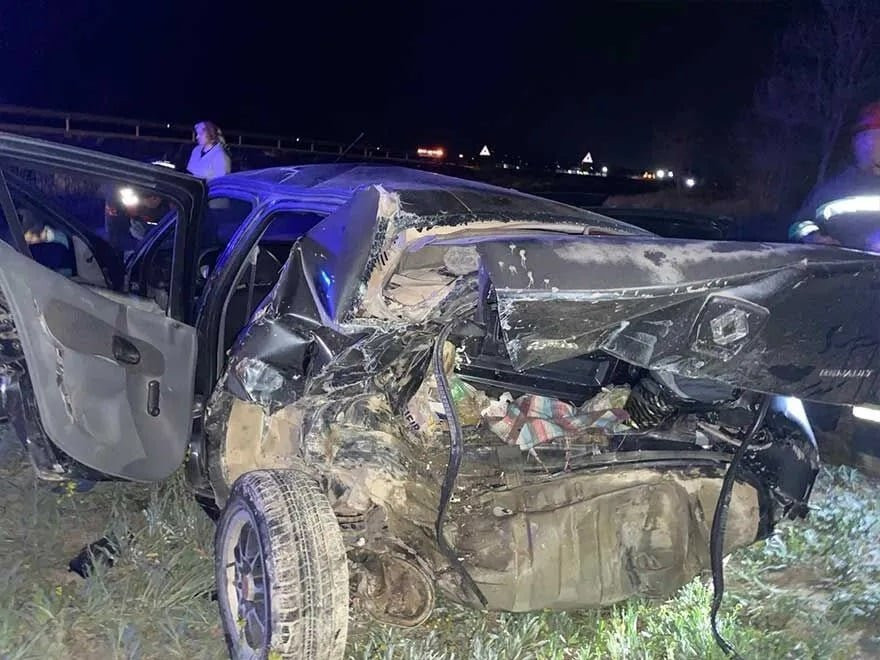 Otomobiller çarpıştı! Gelin ve kaynana hayatını kaybetti... Çok sayıda yaralı var