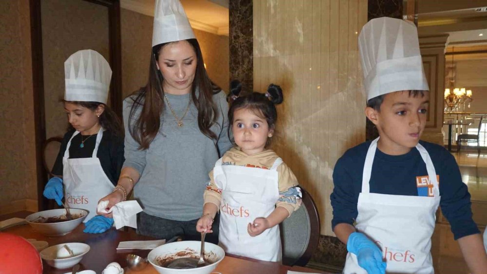 Minik şefler Cupcake Workshop’ta buluştu
