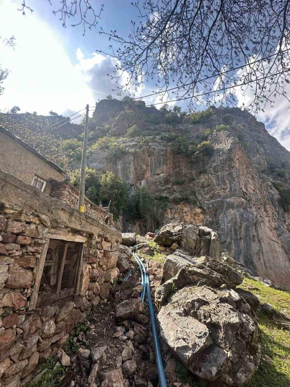 Kapuzbaşı Şelaleleri’nde nefes kesen kurtarma!