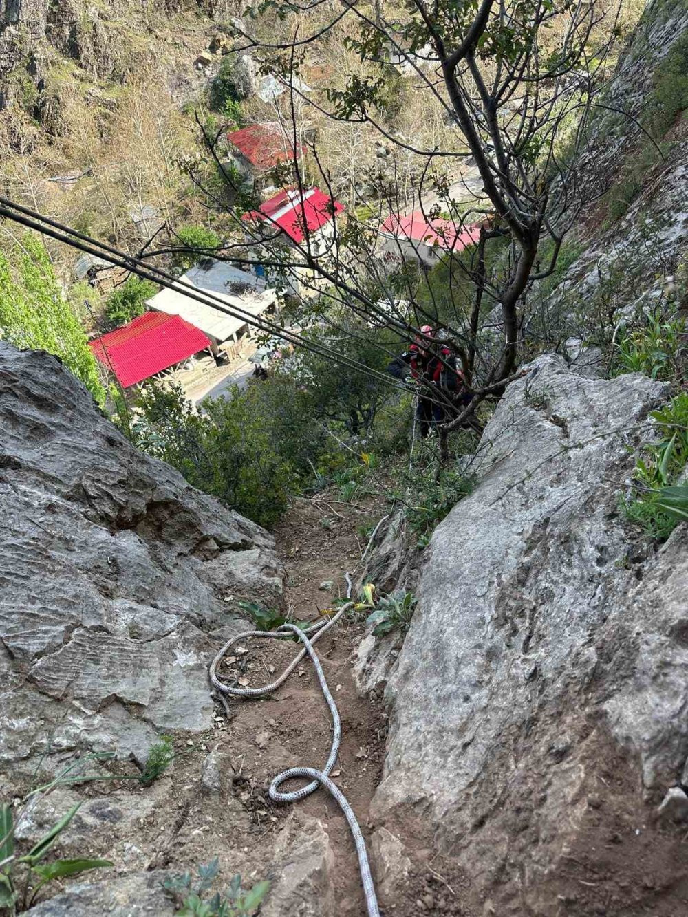 Kapuzbaşı Şelaleleri’nde nefes kesen kurtarma!