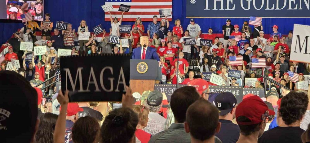 Trump, başkanlığının 100. gününü Michigan’da kutladı