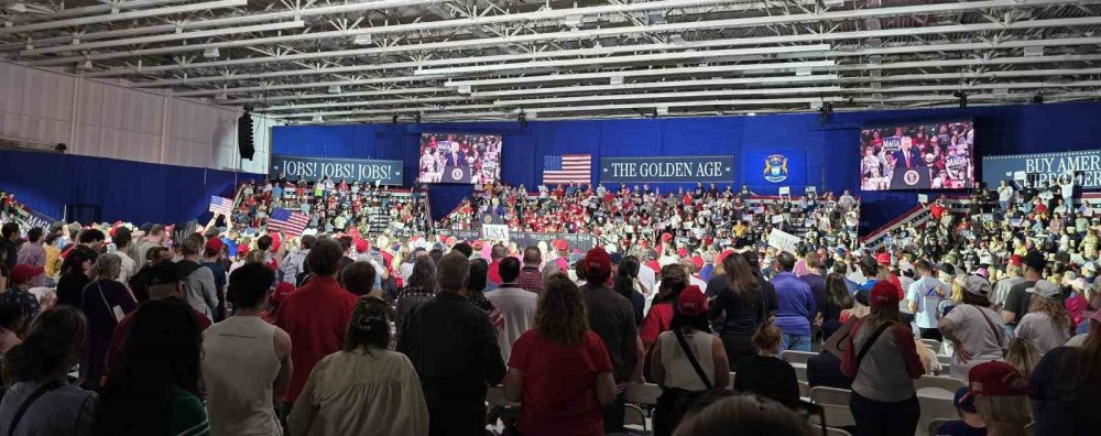 Trump, başkanlığının 100. gününü Michigan’da kutladı