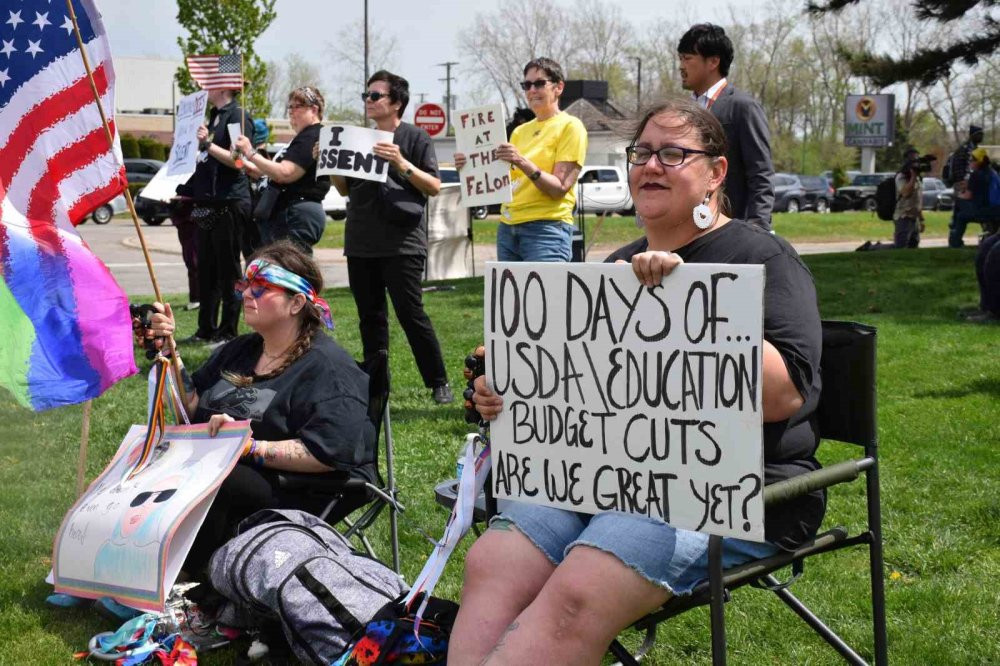 Trump, başkanlığının 100. gününü Michigan’da kutladı