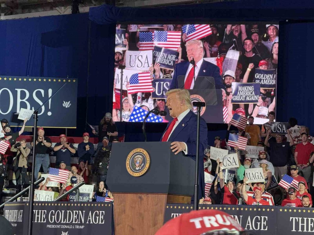 Trump, başkanlığının 100. gününü Michigan’da kutladı