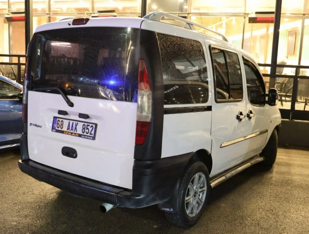 Alkolü fazla kaçırdı polisleri canından bezdirdi! ‘Yeter’ deyip gereğini yaptılar