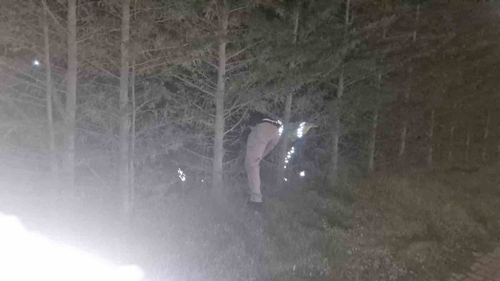 Bartın’da film gibi kovalamaca: Polis “dur” dedi, kaçtı kovalayan polisle birlikte bataklığa saplandı