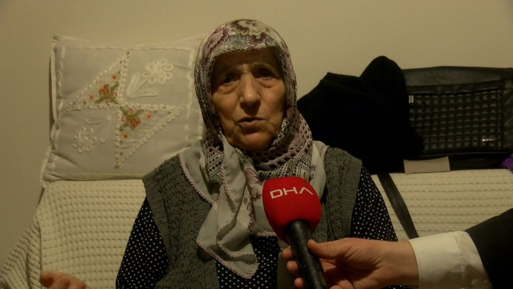 Küçükçekmece’de inanılmaz olay: Aydınlatma direği kabusu yaşattı