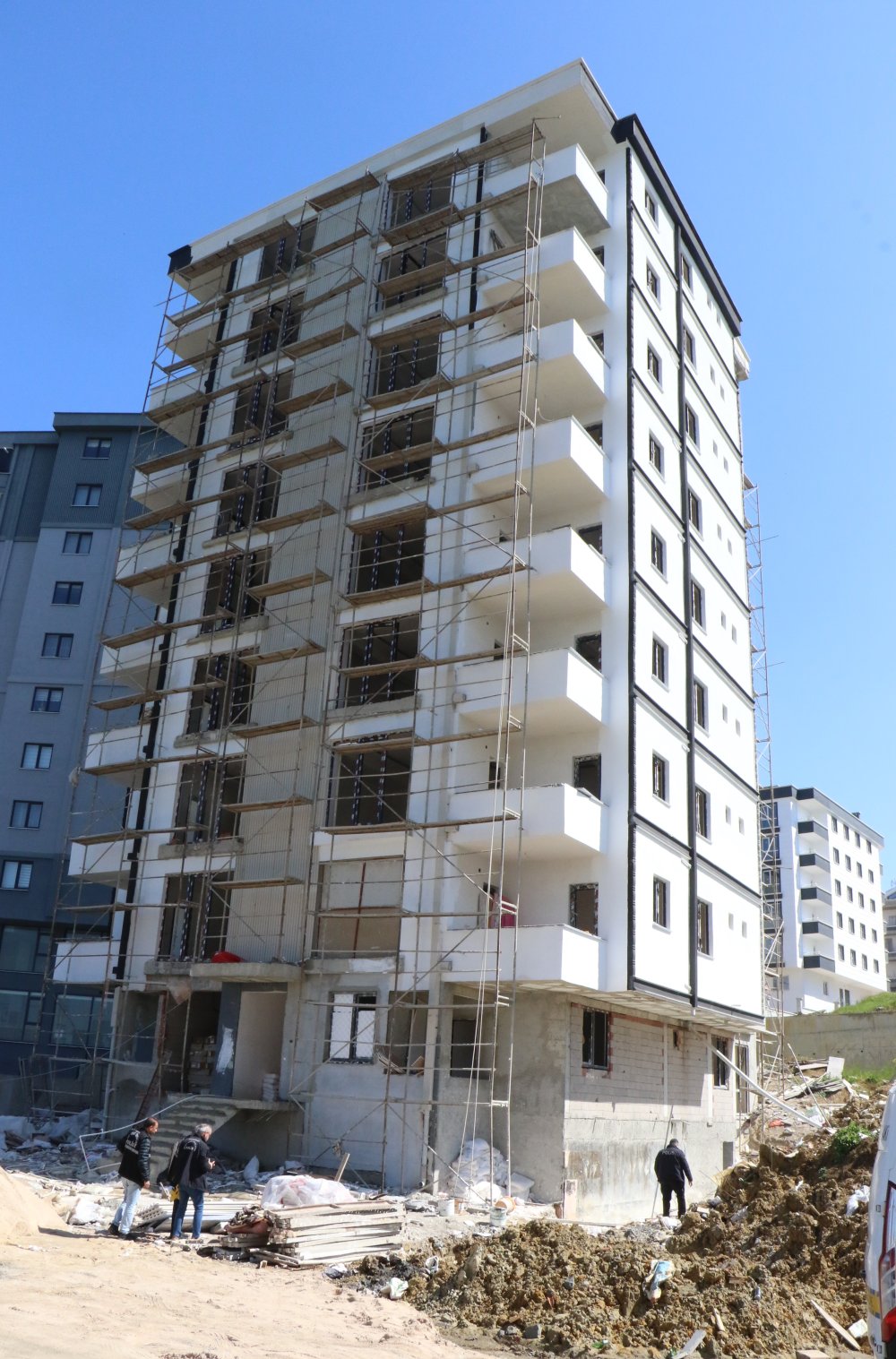 Samsun’da korkunç kaza! İşçi zemine çakıldı!