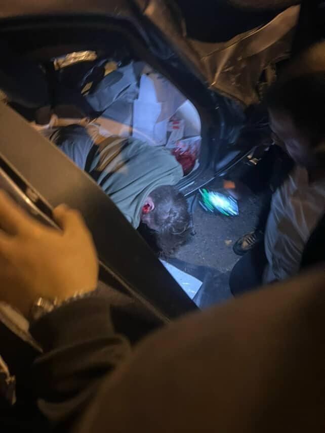 Beşiktaş’ta takla atan araçta can pazarı