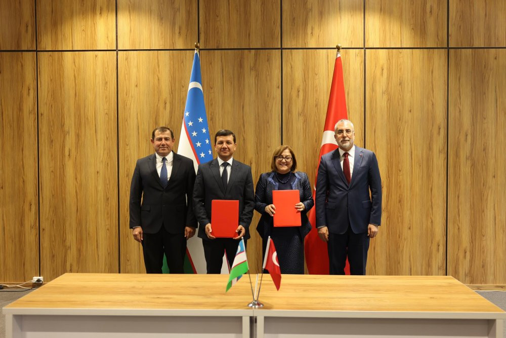 Gaziantep ile Semerkant arasında, kardeş şehir imza töreni gerçekleştirildi