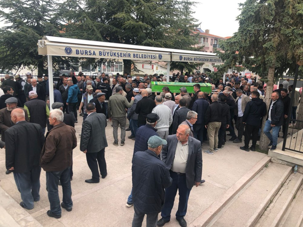 Göçüğün altında kalmıştı! Gözyaşlarıyla toprağa verildi