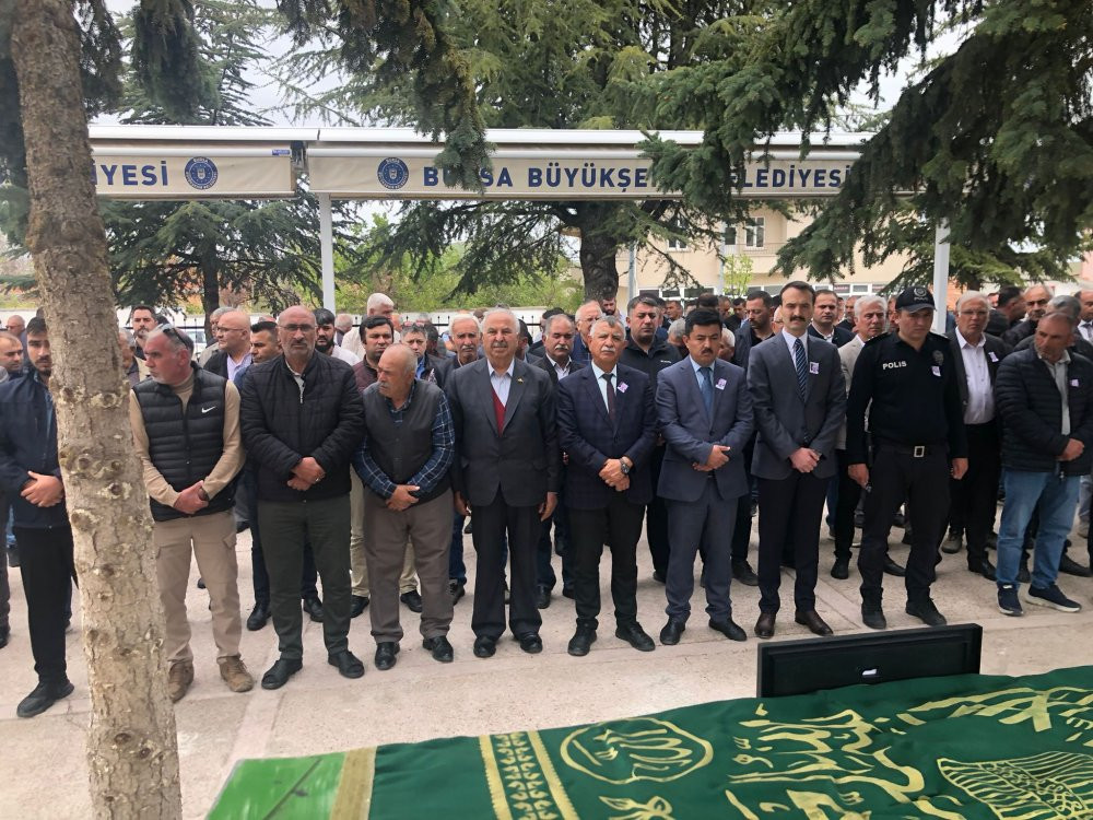 Göçüğün altında kalmıştı! Gözyaşlarıyla toprağa verildi